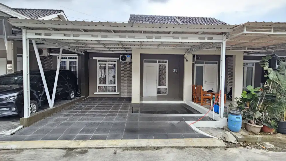 Dijual Rumah cantik Cluster Griya Kharisma Meteseh Dekat Pasar Meteseh