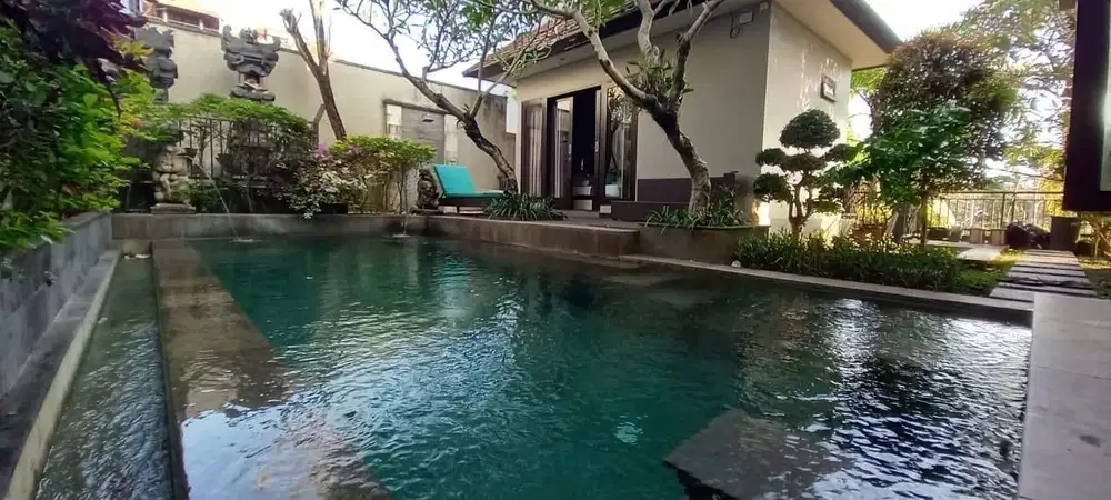 Villa 2 Lantai Taman Sakura Jimbaran
