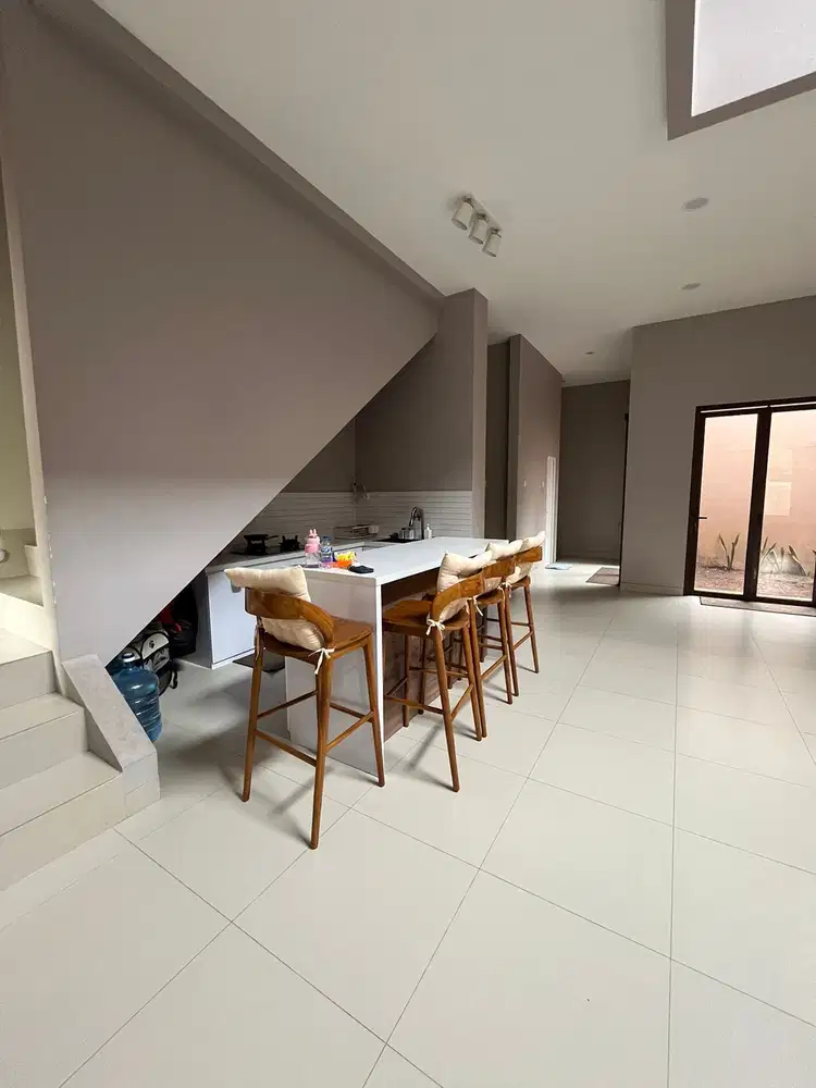 Jual Rumah Modern 2 Lantai Jababeka Cikarang Siap Huni Bagus Rapi
