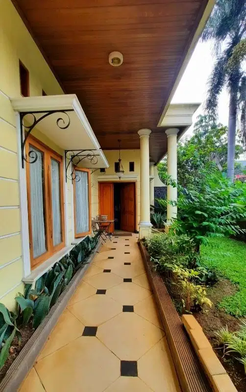 Rumah Mewah strategis Pejaten Ps minggu  Jaksel ls.480mtr Shm 9m Nego