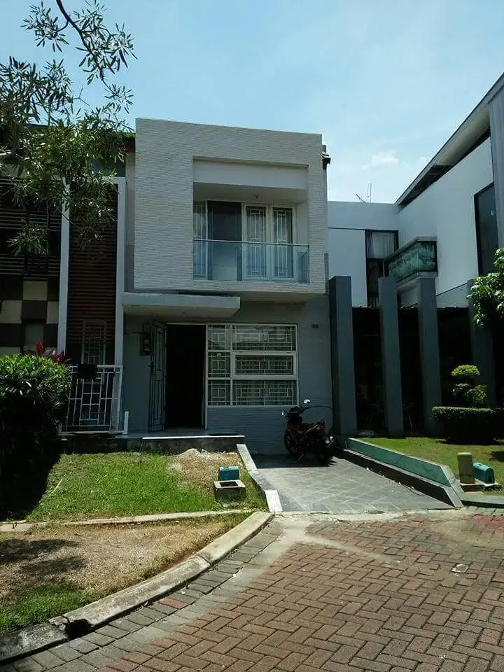 Dijual Butuh Rumah Di Pusat Kota Bsd Royal Village Serpong