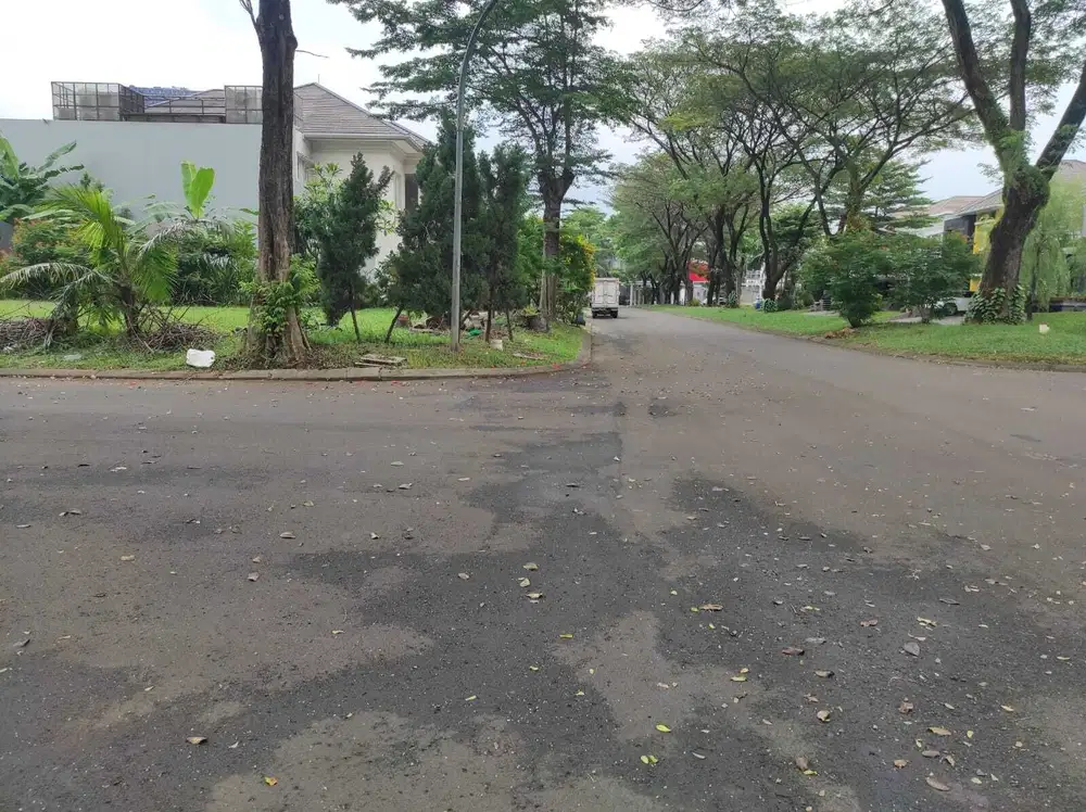 Dijual cepat kavling siap bangun di Cluster Onyx jalan  utama