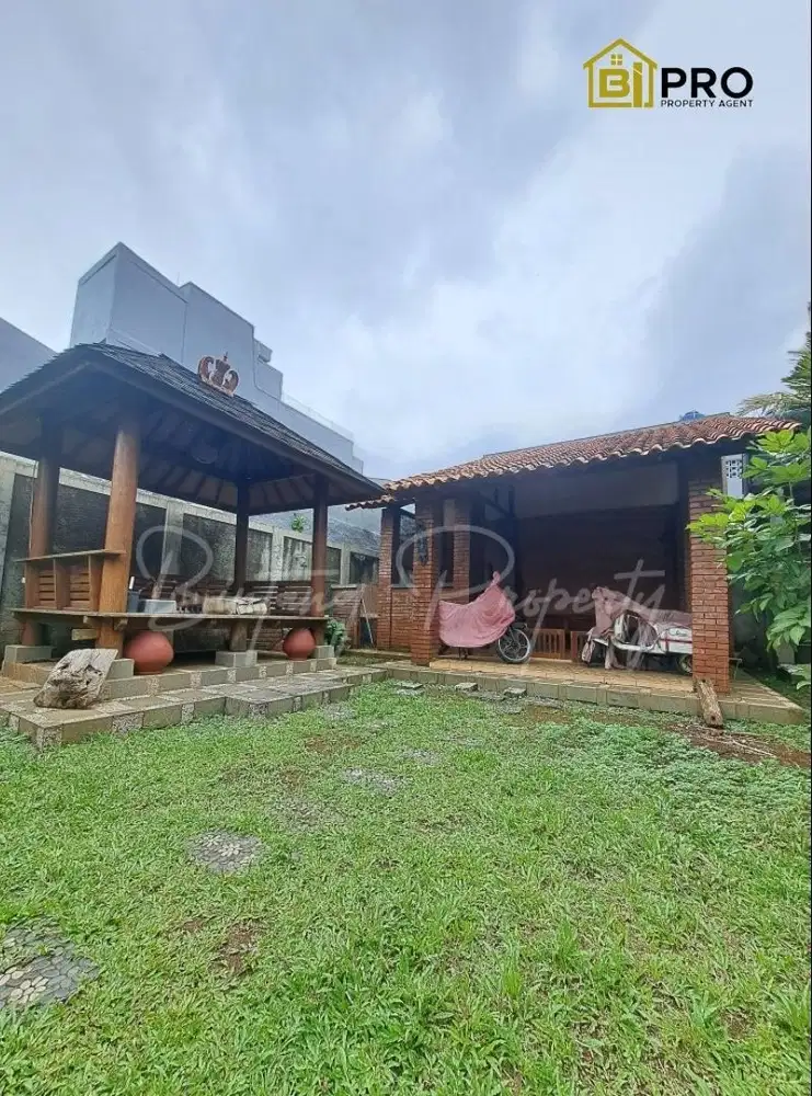 DiJual Rumah Siap Huni Halaman Luas di Ciganjur Jakarta Selatan