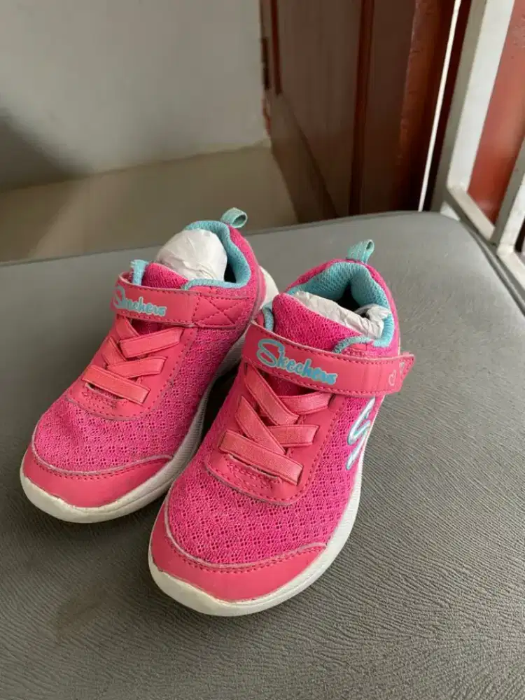 Sepatu Skechers