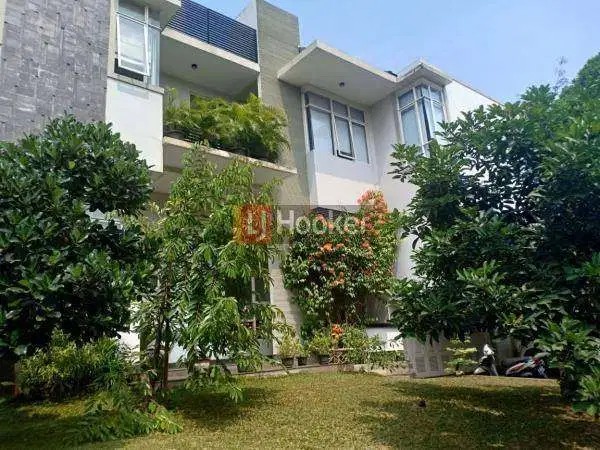 Rumah Mewah Di Taman Telaga Golf Area BSD