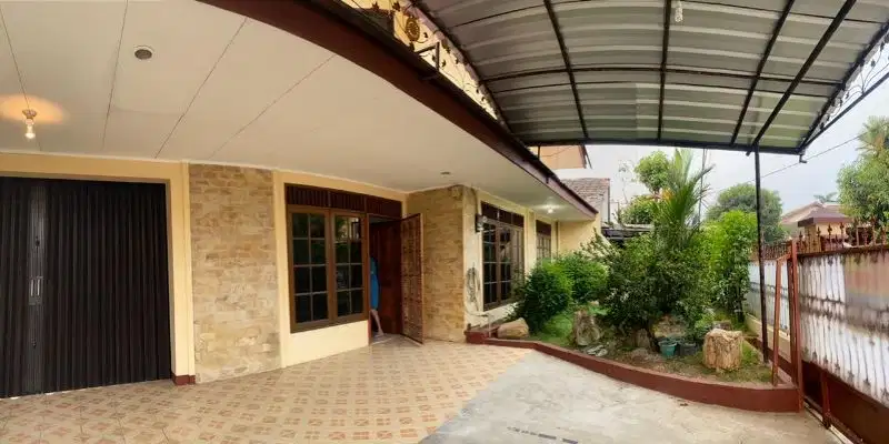 Jual Rumah hoek rapih bagus taman Cimanggu Bogor