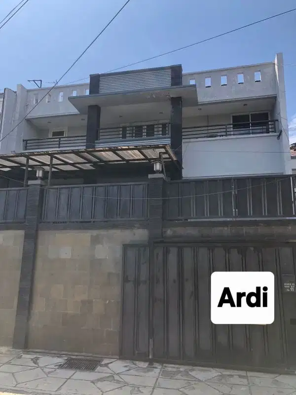 Rumah 3 lantai, 10x15, Sunter Bisma