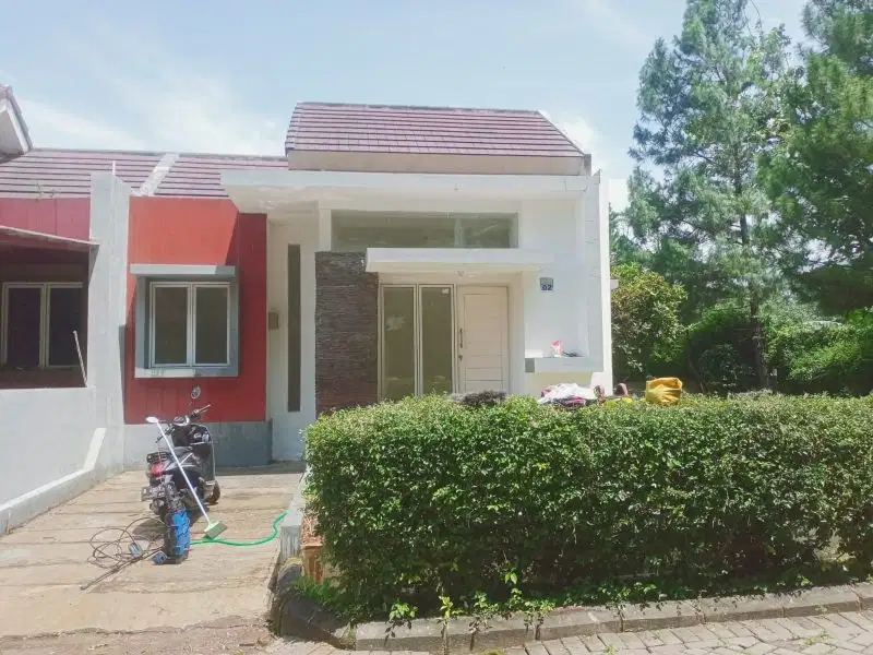 Dijual cepat rumah di perumahan royal tajur residence Bogor