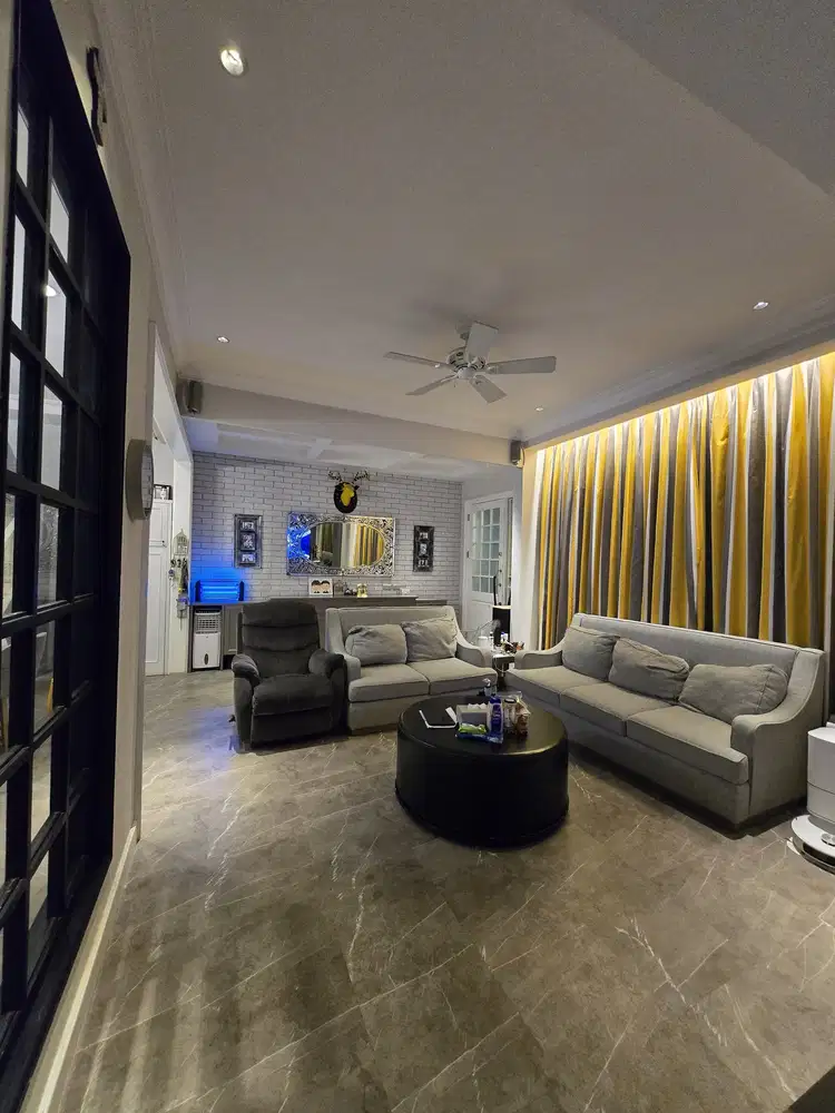 Dijual Cepat Rumah Puri Mansion Mewah Full Renovasi Luas 150 m2