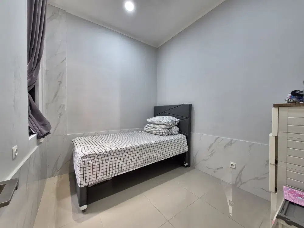 Jual Rugi Rumah Pondok Hijau Golf PHG Canary Gading Serpong Luas 156