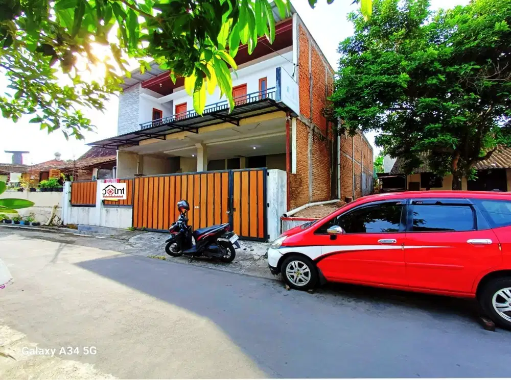 Kost full penghuni 216 m2 dekat RS karima Utama Kartasura