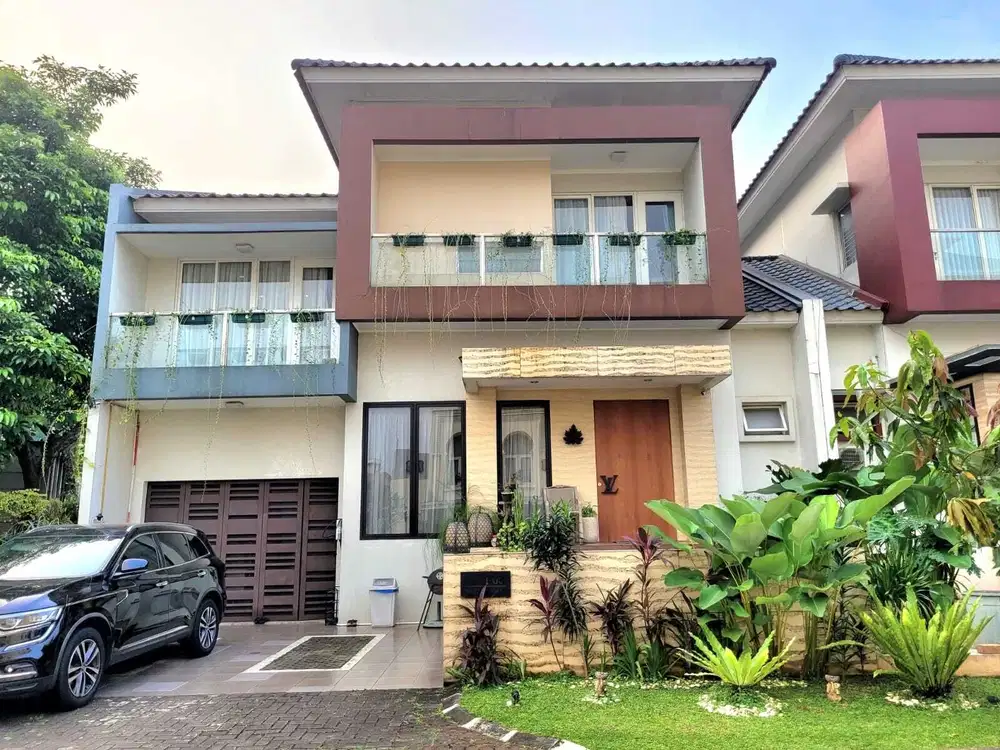 Jual Cepat Rumah Cantik semi Furnished siap huni GB16803 t