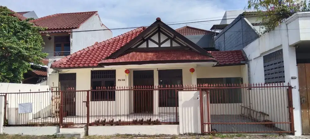 Rumah Duta Garden Hadap Utara Dekat Thumb Kids School