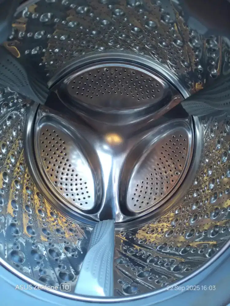 Mesin cuci Foggia12kg baru 6 bulan pemakaian