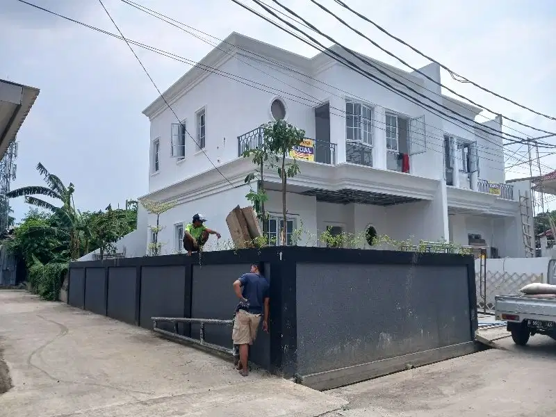 RUMAH BARU DEKAT PINTU TOL JATIWARINGIN