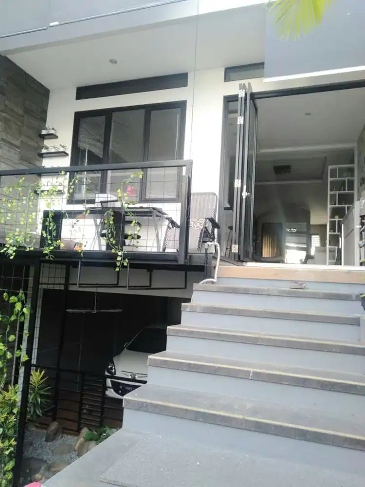 Dijual Rumah Lingkungan Elite Pusat Kota Komplek Mekarwangi Bandung
