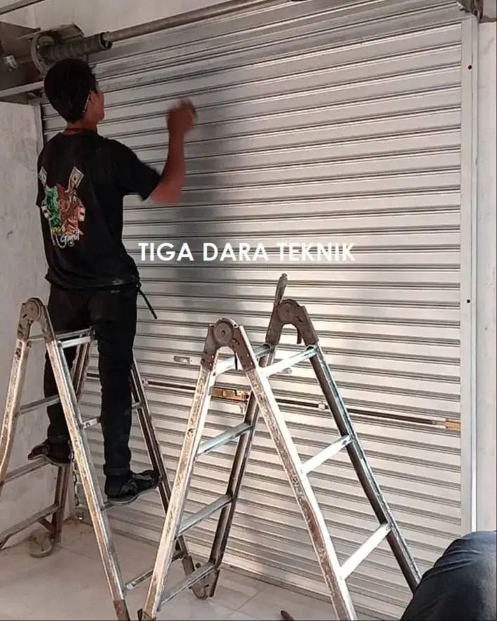 Tukang Rolling door murah pasnag baru & service bandung cimahi
