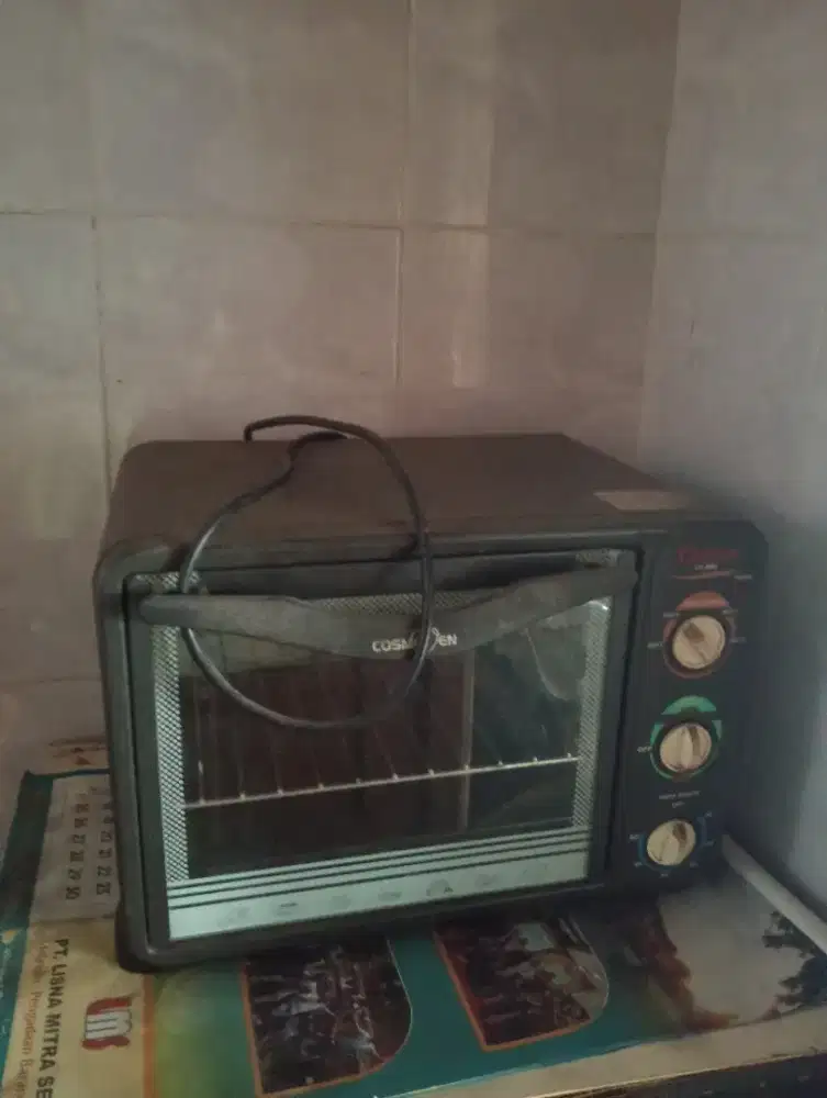 Oven makanan listrik