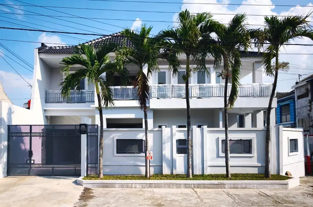 Rumah Bagus Mewah 2Lt 380m² Dekat Pintu Tol Solo