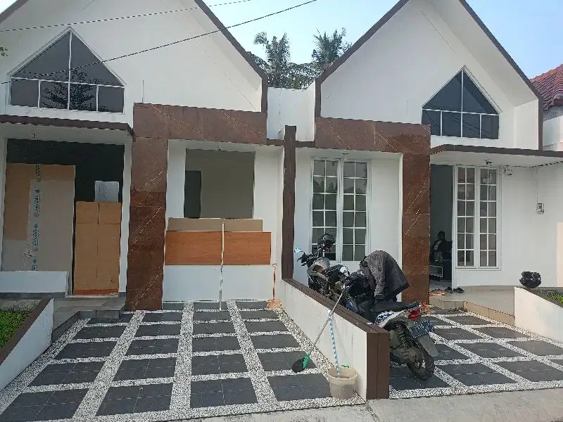Cukup Booking 3 juta Sudah Dapat Rumah Cantik siap huni dekat stasiun