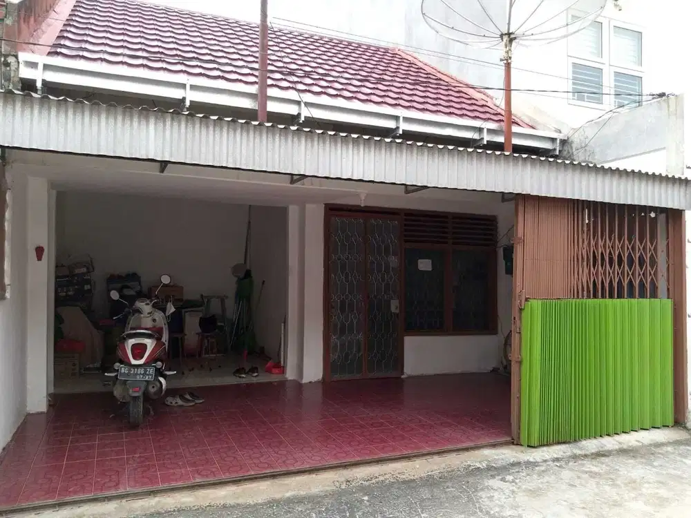 RUMAH MINIMALIS DEKAT MDP DEMPO