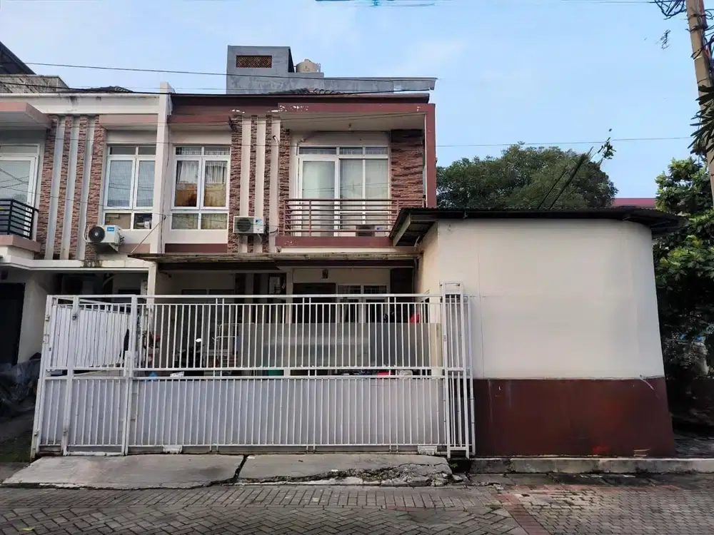 Dijual cepat rumah park residance mposisi hoek strategis dekat sekolah