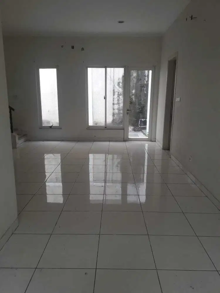 Rumah murah  sumarecon spring dekat sekolah internasional