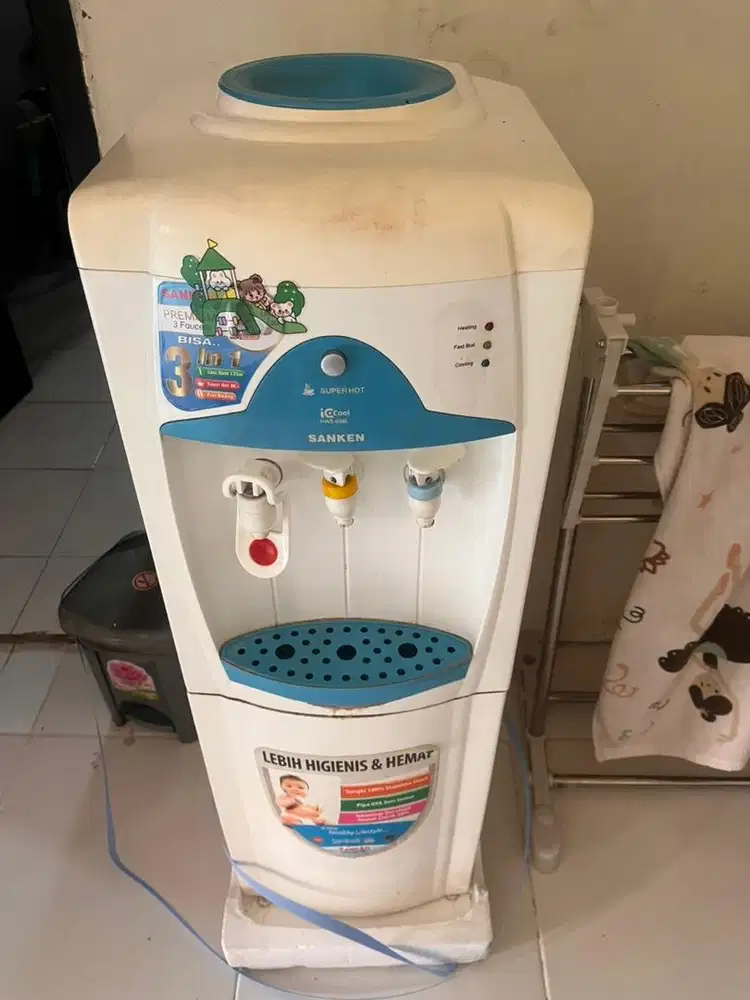 dispenser sanken galon atas