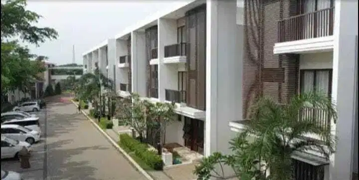 DISEWA RUMAH FULL FURNISHED 3 LANTAI CLUSTER ASATTI BSD