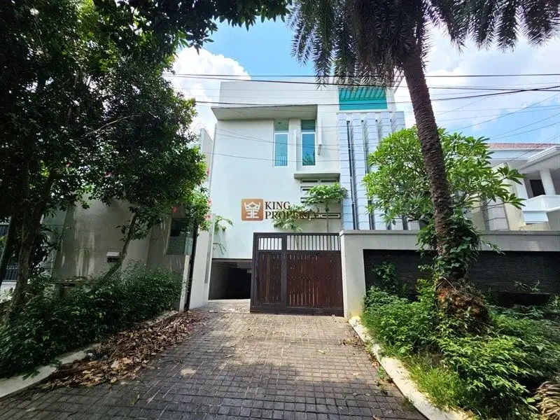 Turun Harga, Rumah Mewah dan Luas 30x14 Pondok Indah Jakarta Selatan