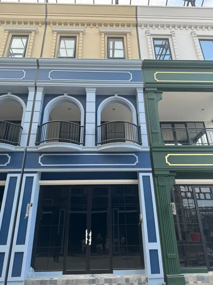 Disewakan Ruko EuroAsia PIK2 3LT Cocok Ut Usahakantor UNITREADY