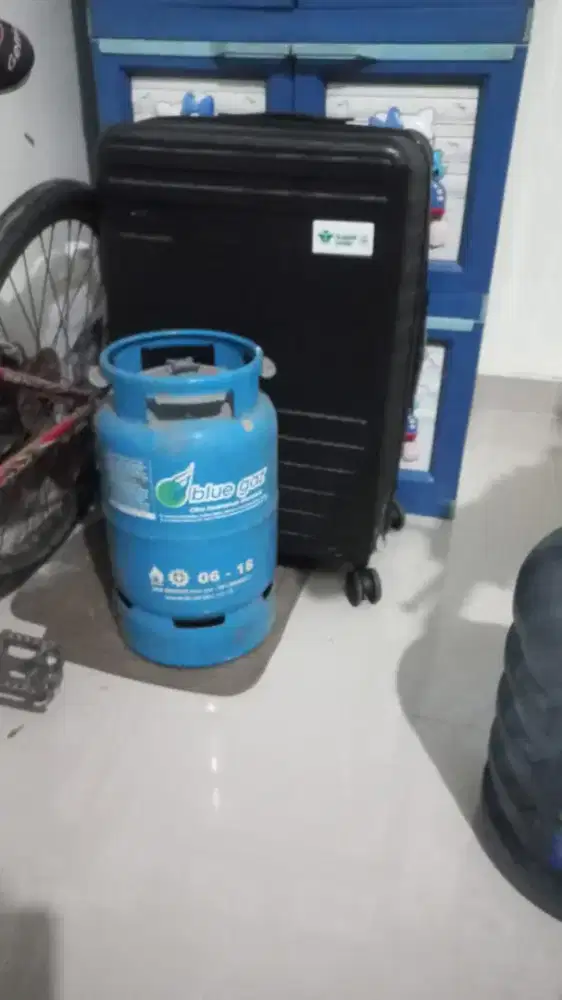 Gas 12kg dan blue gaz