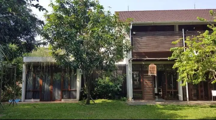 DIJUAL CEPAT RUMAH + AREA USAHA (RESTO & KAFE) DI CINERE DEPOK