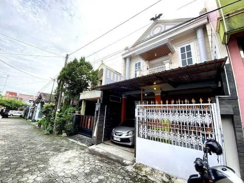 rumah cantik desain unik di perumahan solo baru area