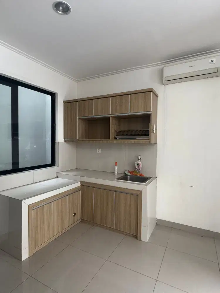 Disewakan Rumah PIK 2 Milenial 2 kamar ada Furnish 4,5x10 36 Juta