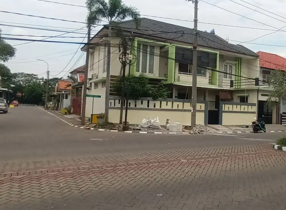 25. DIJUAL RUMAH HOOK BABATAN PRATAMA RAYA SURABAYA