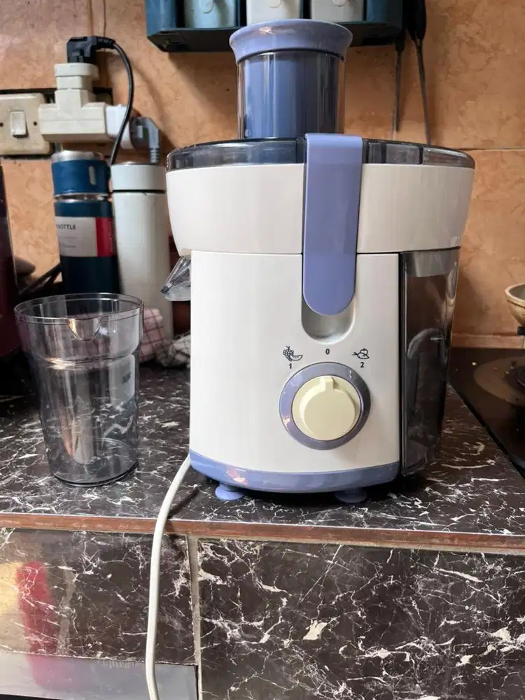 Juicer philips HR
