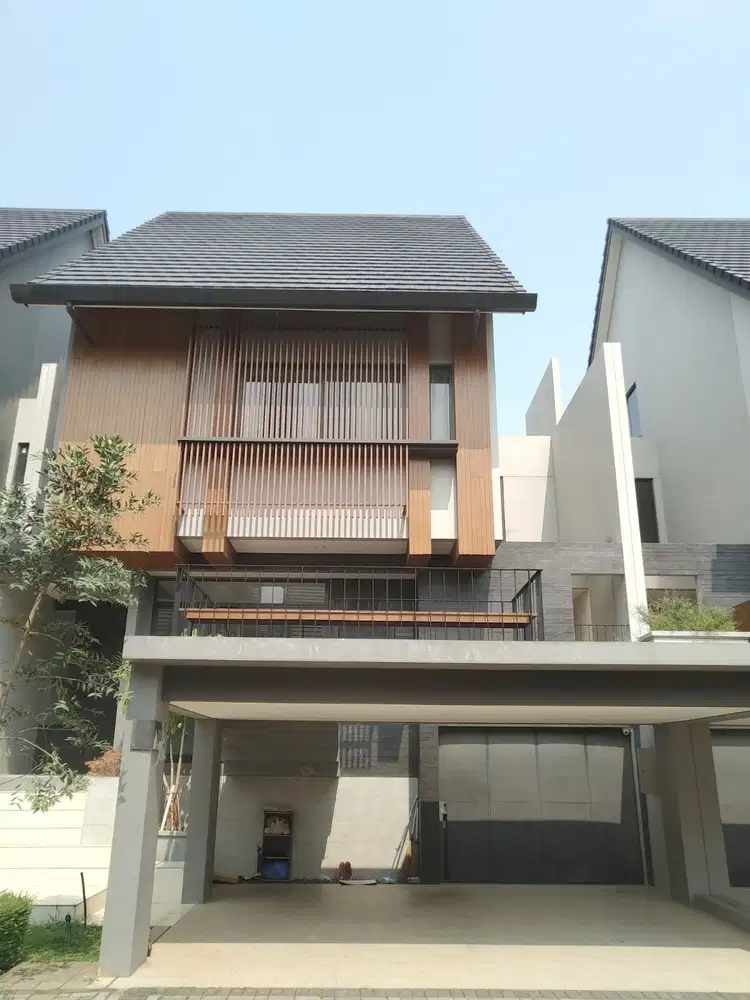 Rumah Jalan Depan Lebar, Greenwich Park Cluster Caelus - BSD City