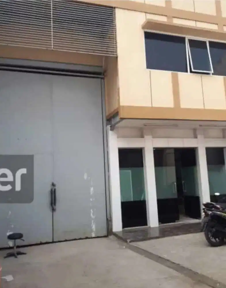Gudang Rapi Siap Pakai di Jl. Satu Maret Kalideres Jak-Bar 1.000 m2