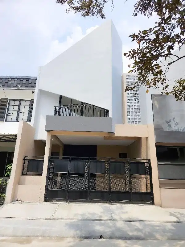 Di Jual Rumah 2 Lantai Di Sektor 9 Bintaro