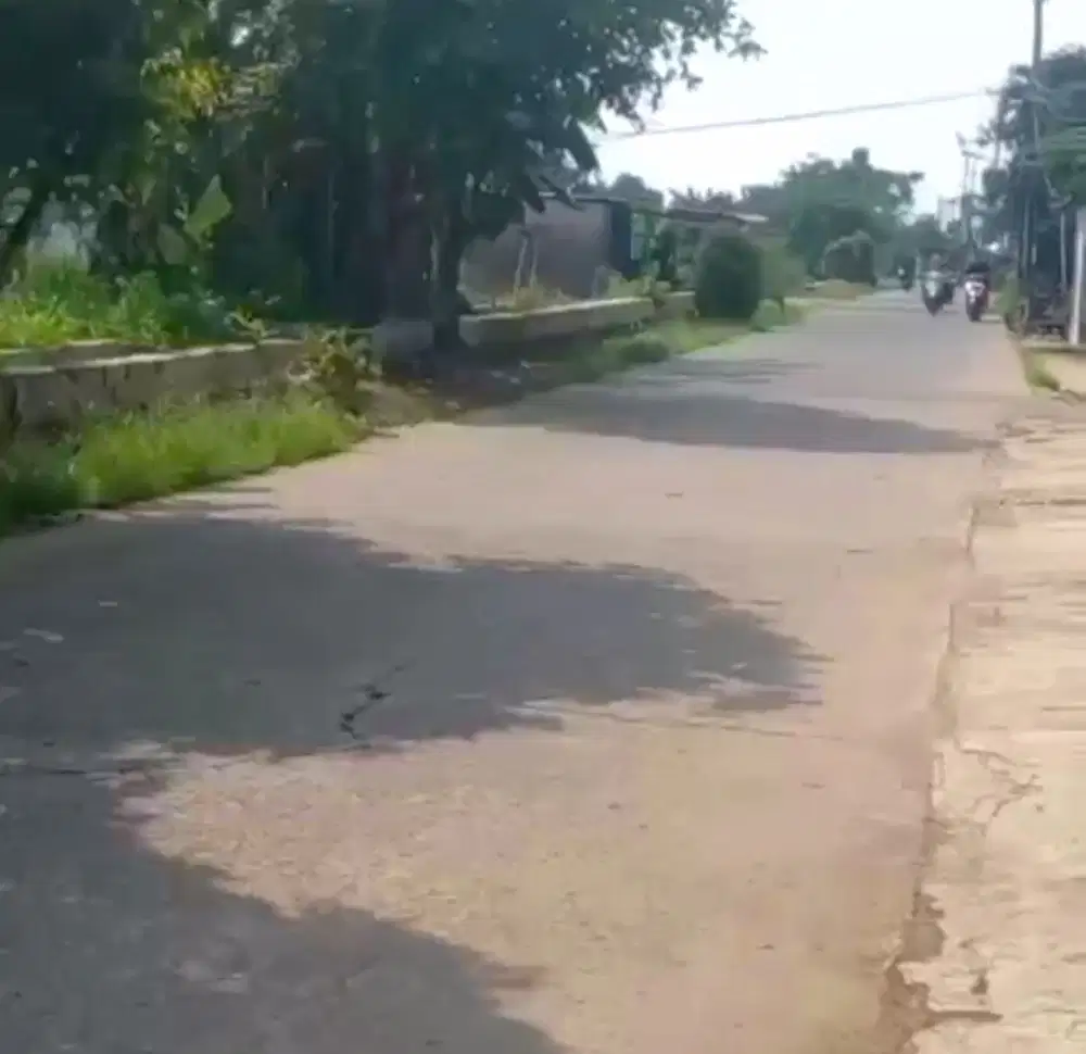 Dijual Tanah di pinggir Jalan raya di Bedahan Sawangan Depok