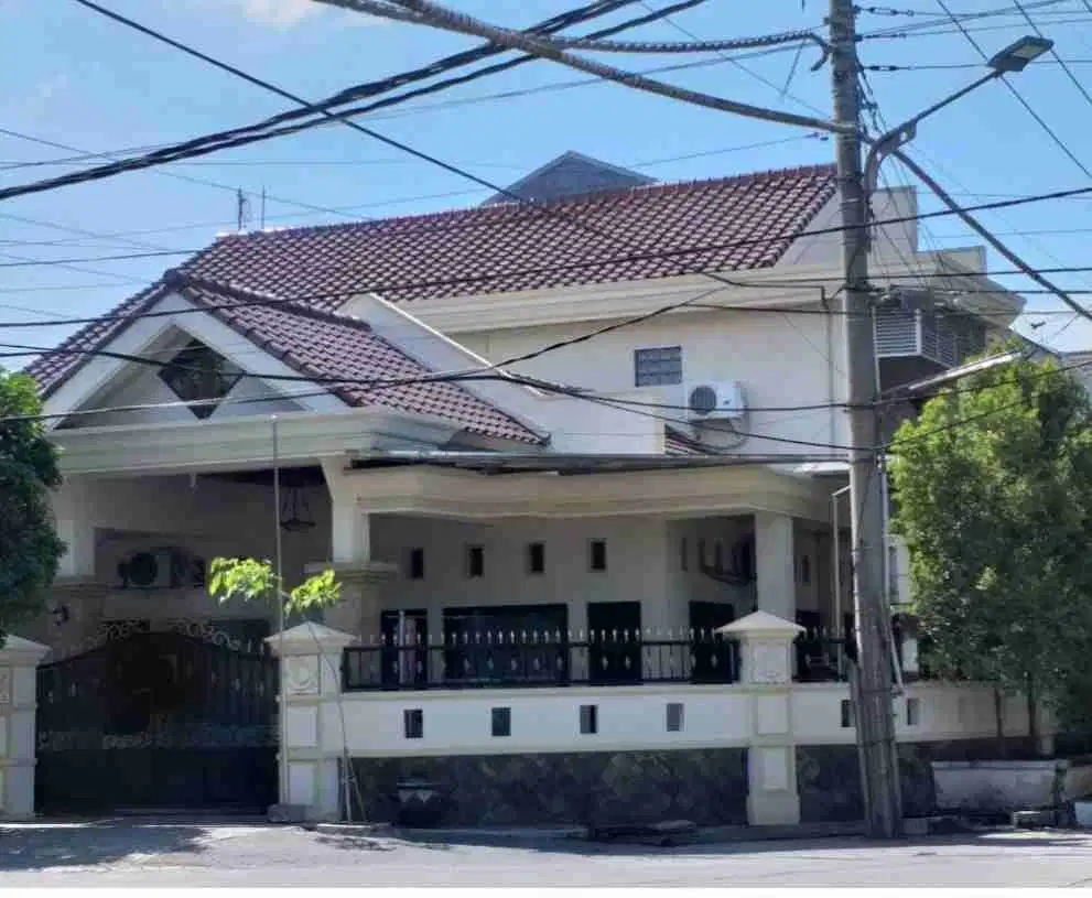 Jual rumah Kutisari indah dekat kampus Petra,Rungkut,Siwalankerto,Surabaya kota