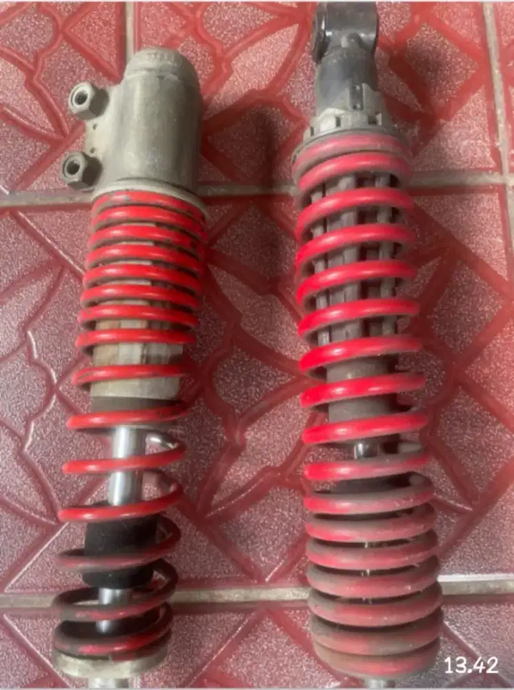 Shock Breaker Vespa S 2012 Original