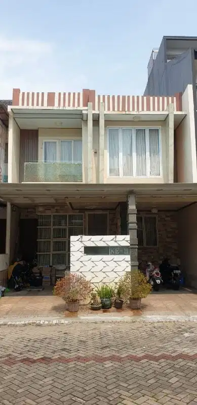 rumah 2.5 lt, 8x15, hdp utara di Daan mogot baru