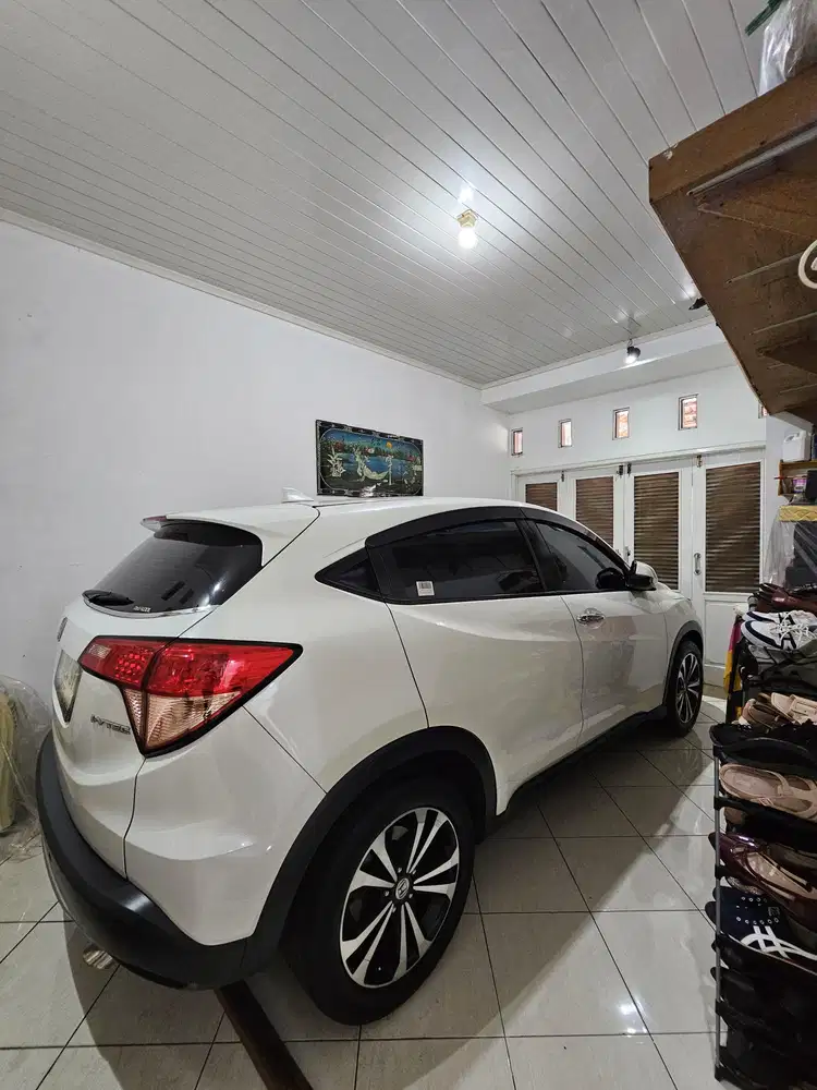 DIJUAL Rumah di Pinggir jalan dekat TB. Simatupang Jakarta Selatan