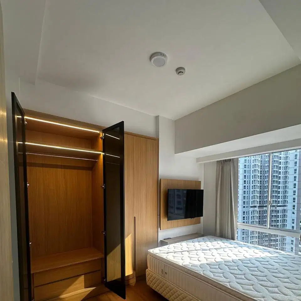 sewa mewah apartemen tokyo riverside pik 2 type 2br furnish