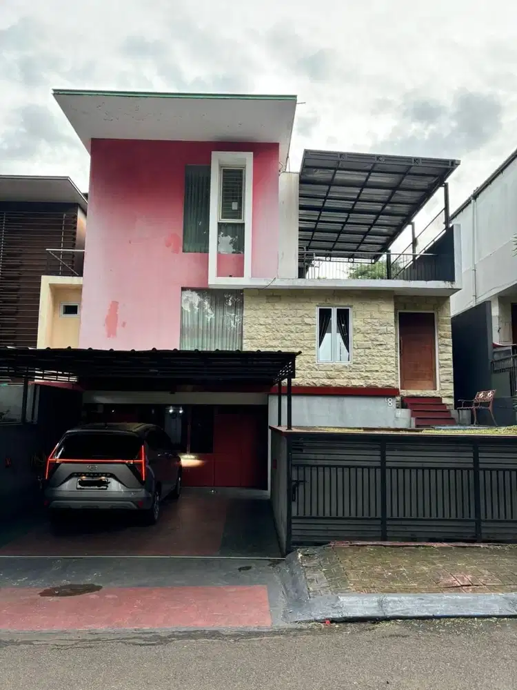 Dijual cepat Rumah mahogany residence dua lantai siap huni