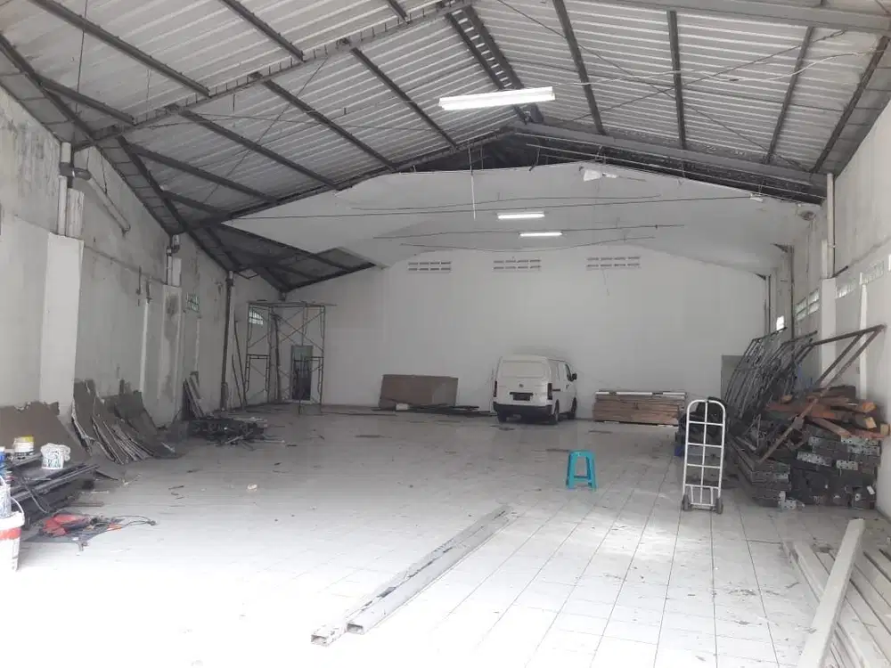 For Sale Gudang dan Kantor Lokasi Strategis dekat Toll