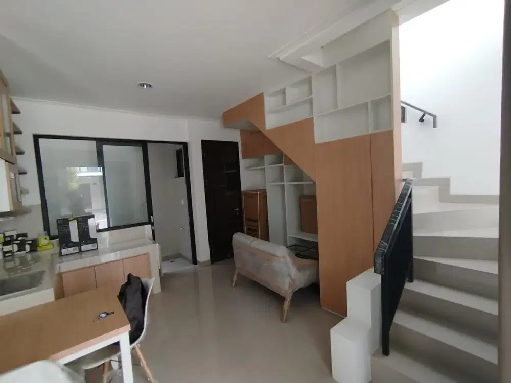 Disewakan rumah pik 2 milenial uk:4,5x10m2  2KT  fully furnish lengkap