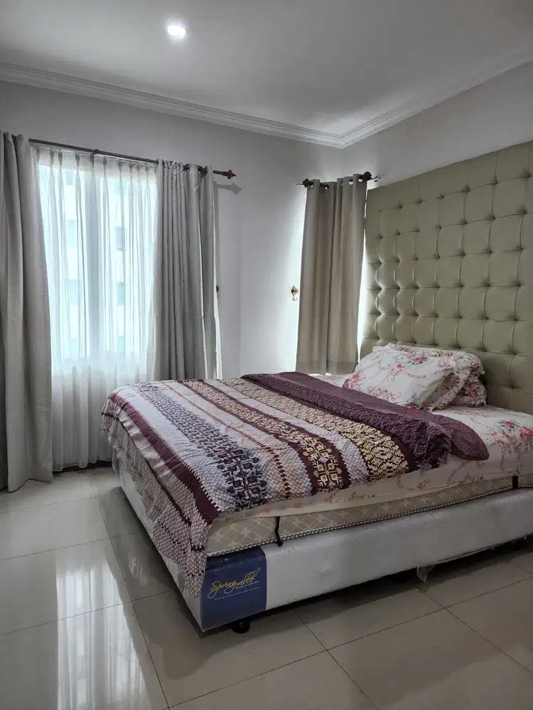 Disewakan Apartemen Thamrin Residences 3 BR Tanah Abang Jakarta Pusat